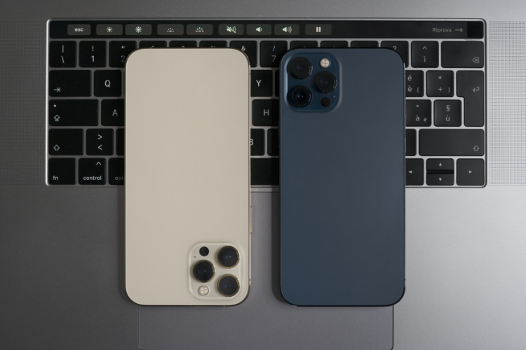 中古スマホで後悔する人には共通点があります。バッテリー未確認、安さ重視、保証なしなど実際の失敗事例をもとに、中古スマートフォン選びで失敗しないためのポイントをプロが解説します。